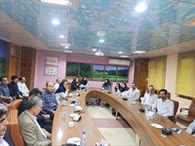 تجلیل نماینده ولی‌فقیه حجت‌الاسلام والمسلمین شاهرخی از پزشکان بیمارستان شهید رحیمی